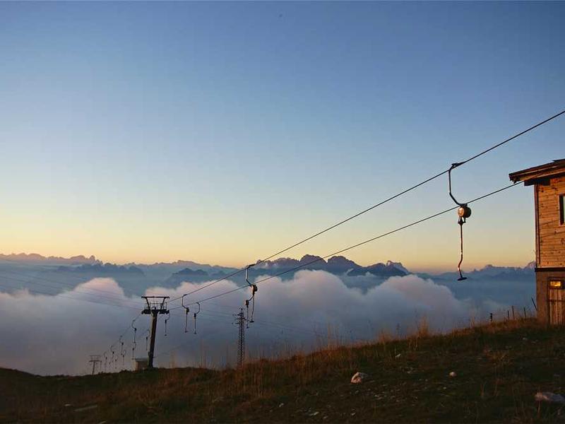 Uus aeg juuksiirde restitutsioonis: Dr. J. Epstein võttis Inspire Aesthetics Grupi alla!